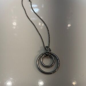 Ann Taylor Silver Interlocking Circle Necklace